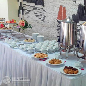Tiệc trà & coffee, hệ thống bàn và trang trí khu vực tiệc trà